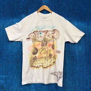 Travis Scott “Live On Tour Utopia” Graphic T-Shirt Size Medium